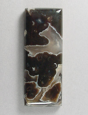 black tube agate